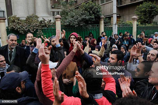 Clashes between Protesters the decision to hand over control of two islands &quot; tiran and sanafir &quot; to Saudi Arabia and the police in front...