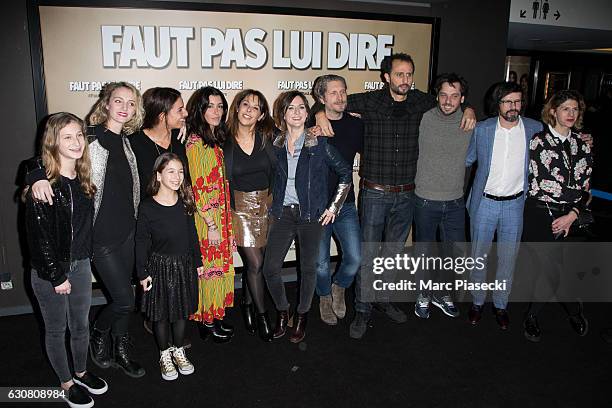 Stephanie Crayencour, Solange Cicurel, Jenifer Bartoli, Tania Garbarski, Camille Chamoux, Charlie Dupont and Arie Elmaleh attend 'Faut Pas Lui Dire'...