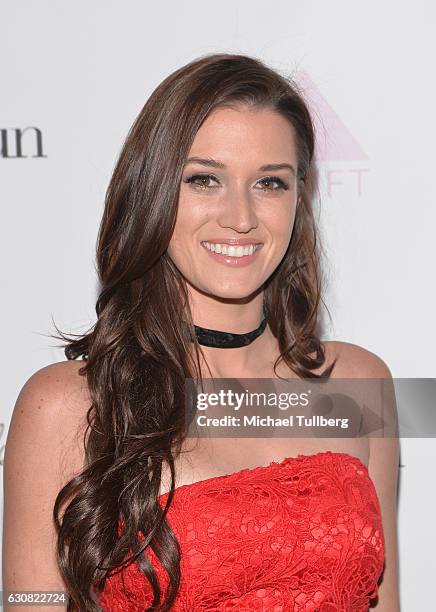 Reality television personality Jade Roper attends "The Bachelor" Charity Premiere Party in support of SheLift and Globe-athon at Sycamore Tavern on...