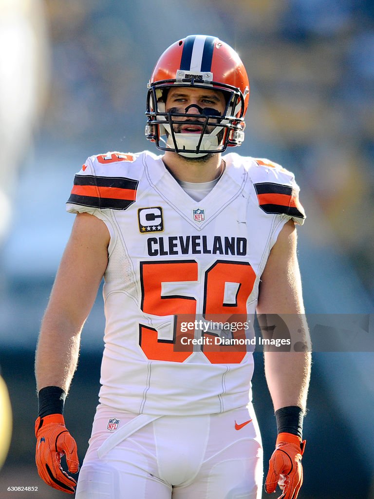 Cleveland Browns v Pittsburgh Steelers