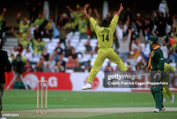 Shoaib Akhtar of Pakistan appeals for a wicket during the World Cup Super Six match between Pakistan and South Africa v Pakistan at Trent Bridge,...