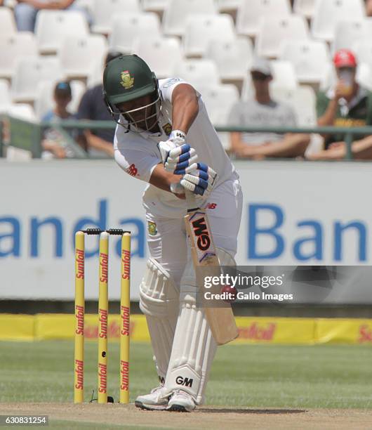 Vernon Philander of South Africa during day 2 of the 2nd test between South Africa and Sri Lanka at PPC Newlands on January 03, 2107 in Cape Town,...