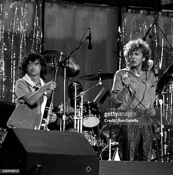 Led Zeppelin Pa System 92 Led Zeppelin And 1985 Photos & High Res Pictures - Getty Images
