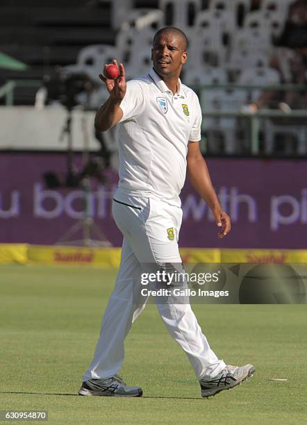 Vernon Philander of South Africa during day 3 of the 2nd test between South Africa and Sri Lanka at PPC Newlands on January 04, 2107 in Cape Town,...