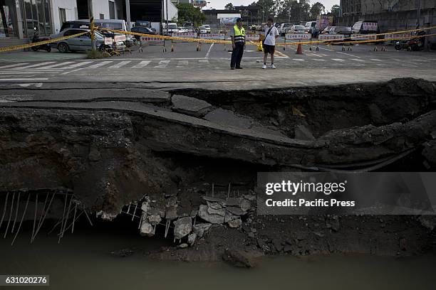Serious gas explosion caused by gas leaks occurred in the second largest city of Taiwan - Kaohsiung. This disaster led to the deaths of 32 people....