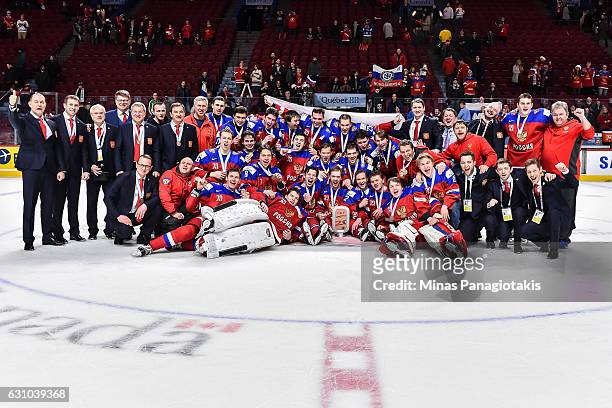 Team Russia poses for a team photo during the 2017 IIHF World Junior Championship bronze medal game against Team Sweden at the Bell Centre on January...