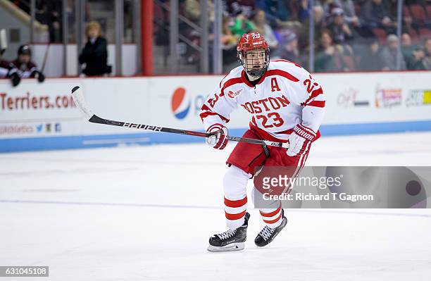 Jakob Forsbacka Karlsson of the Boston University Terriers skates against the Union College Dutchmen during NCAA hockey at Agganis Arena on January...