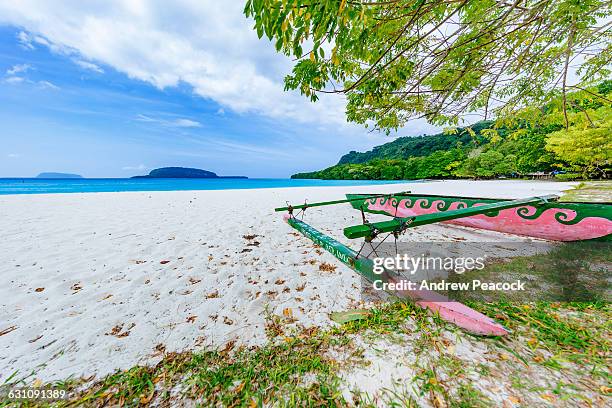 champagne beach, espiritu santo - espiritu santo island stock pictures, royalty-free photos & images