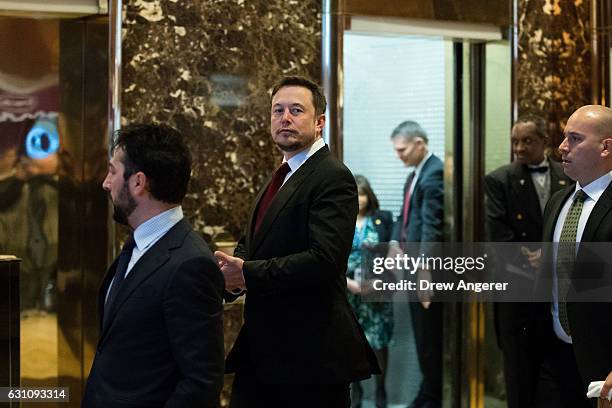 Entrepreneur Elon Musk arrives at Trump Tower, January 6, 2017 in New York City. President-elect Donald Trump and his transition team are in the...