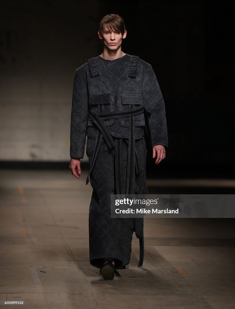 Craig Green - Runway - LFW Men's January 2017