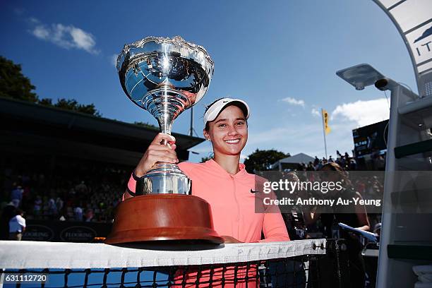 Lauren Davis of USA poses with the trophy after winning her final match against Ana Konjuh of Croatia on day six of the ASB Classic on January 7,...