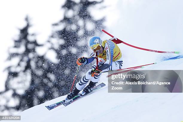 Felix Neureuther of Germany in action during the Audi FIS Alpine Ski World Cup Men's Giant Slalom on January 07, 2017 in Adelboden, Switzerland