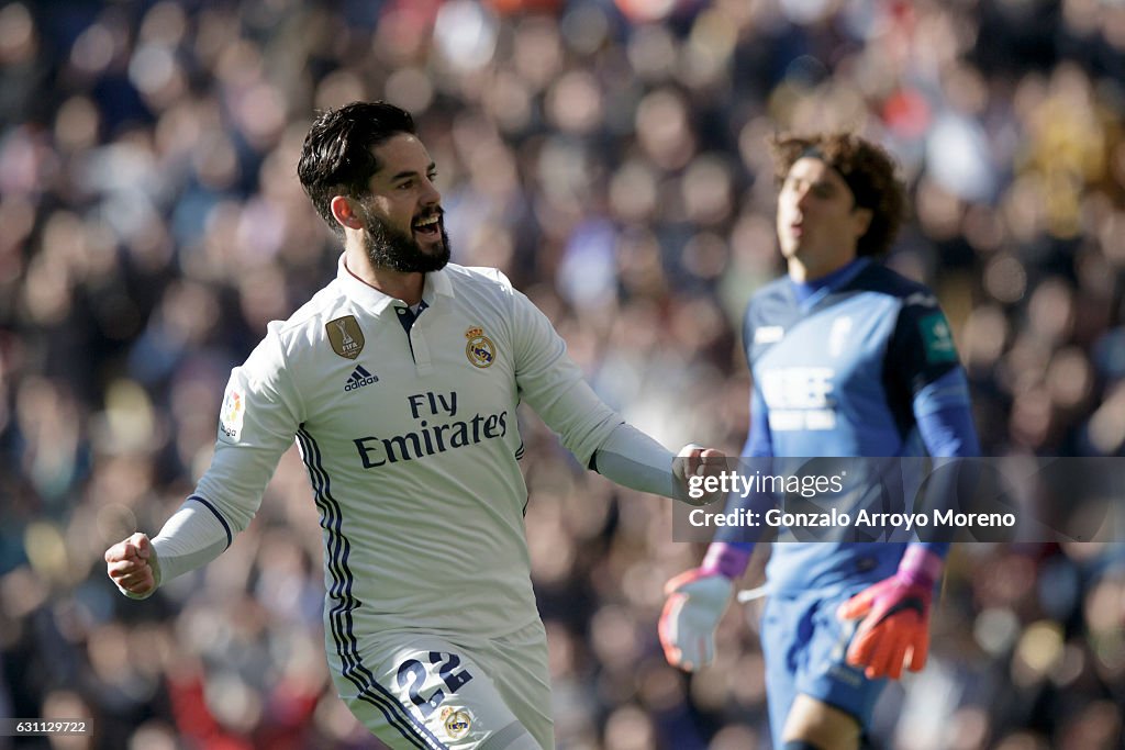 Real Madrid CF v Granada CF - La Liga