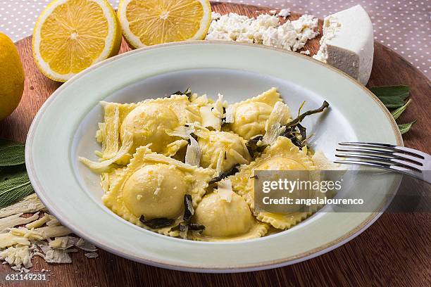 ravioli with braised sage, ricotta and parmesan - ravioli fotografías e imágenes de stock