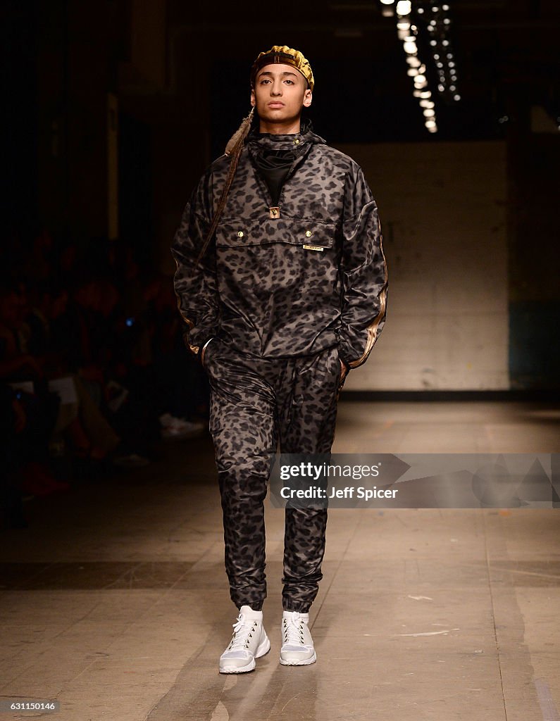 Astrid Andersen - Runway - LFW Men's January 2017