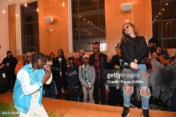 Mulatto (Rapper) Photos and Premium High Res Pictures - Getty Images