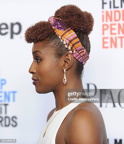 Curly Hair With Headband Photos and Premium High Res Pictures - Getty Images Curly Hair With Headband Photos and Premium High Res Pictures - Getty Images