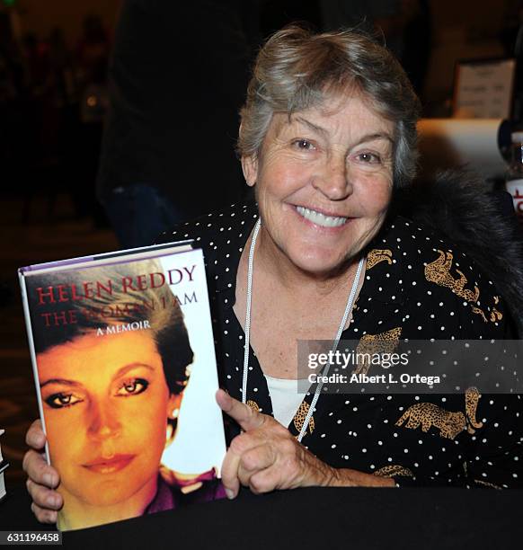 Deborah Reddy Singer Helen Reddy Photos Photos and Premium High Res Pictures - Getty Images