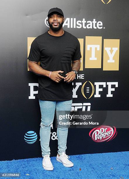 Tajh Boyd poses on the blue carpet during the Allstate Party At The Playoff on January 7, 2017 in Tampa, Florida.