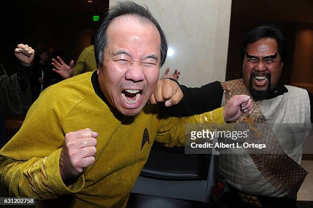Star Trek David Cheng and Bill Arucan spar at The Hollywood Show held at The Westin Los Angeles Airport on January 7, 2017 in Los Angeles, California.