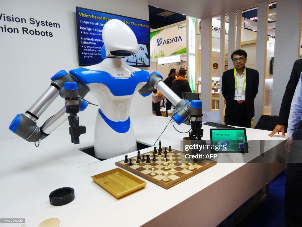 US-IT-ROBOT-CES