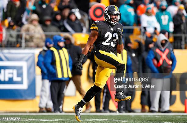 Mike Mitchell of the Pittsburgh Steelers reacts after a defensive stop in the first half during the AFC Wild Card game at Heinz Field on January 8,...