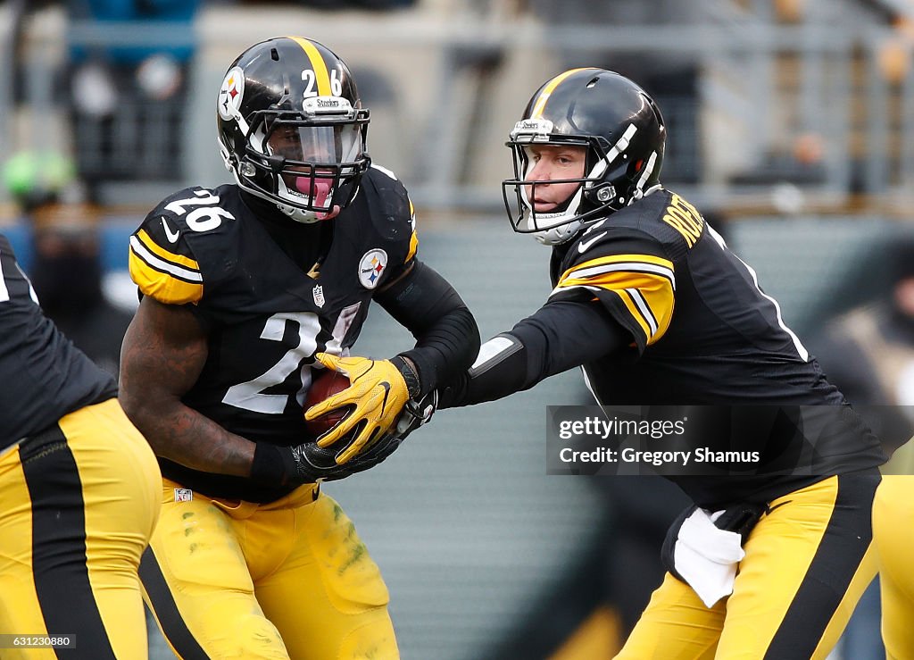 Wild Card Round - Miami Dolphins v Pittsburgh Steelers