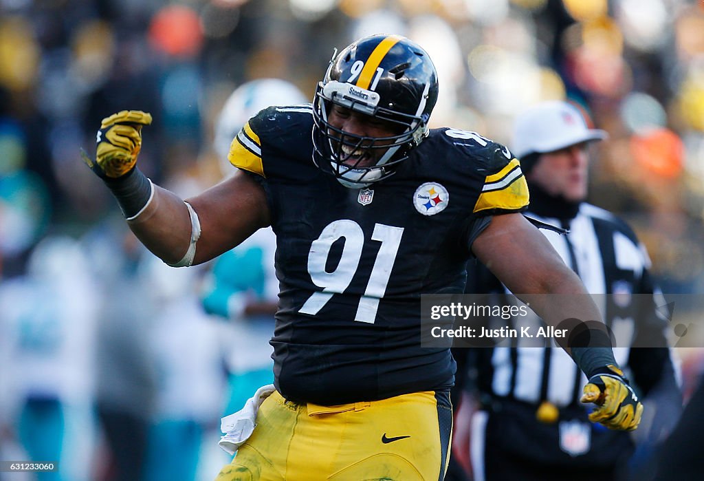 Wild Card Round - Miami Dolphins v Pittsburgh Steelers
