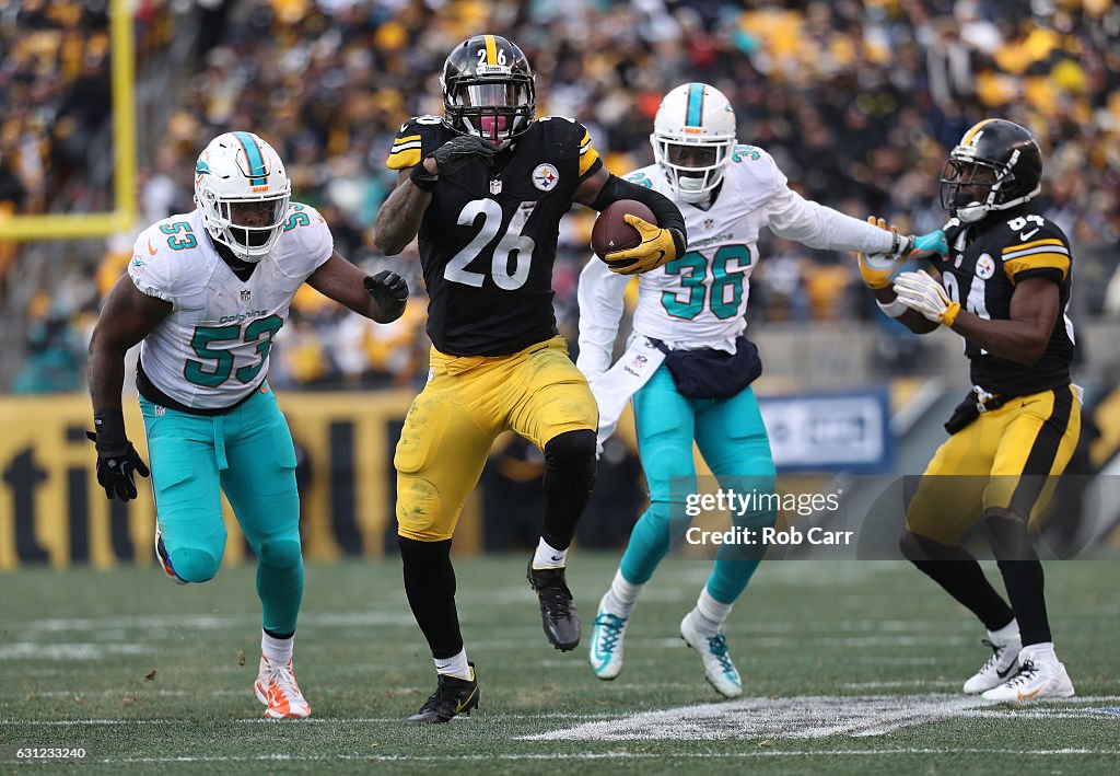 Wild Card Round - Miami Dolphins v Pittsburgh Steelers