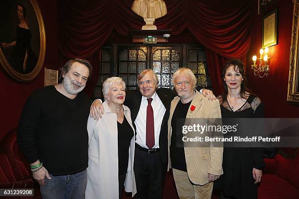 Xavier Durringer, Line Renaud, Dominique Dumond, Niels Arestrup and Isabelle Le Nouvel attend Niels Arestrup decorated "Officier de la Legion...