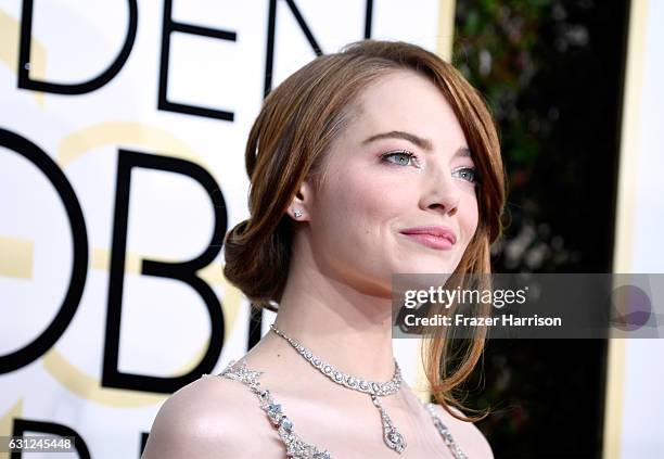 Actress Emma Stone attends the 74th Annual Golden Globe Awards at The Beverly Hilton Hotel on January 8, 2017 in Beverly Hills, California.