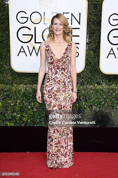 Laura Dern attends the 74th Annual Golden Globe Awards at The Beverly Hilton Hotel on January 8, 2017 in Beverly Hills, California.