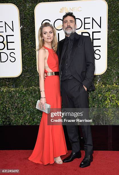 Actors Hilarie Burton and Jeffrey Dean Morgan attend the 74th Annual Golden Globe Awards at The Beverly Hilton Hotel on January 8, 2017 in Beverly...