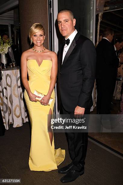 Actress Reese Witherspoon and Jim Toth attend HBO's Official Golden Globe Awards After Party at Circa 55 Restaurant on January 8, 2017 in Beverly...
