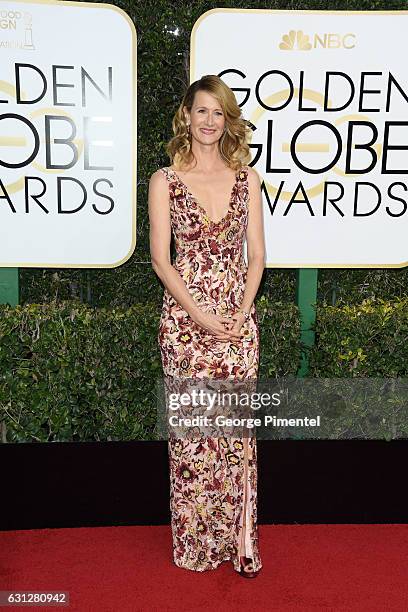 Actress Laura Dern attends the 74th Annual Golden Globe Awards at The Beverly Hilton Hotel on January 8, 2017 in Beverly Hills, California.