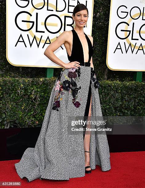 Jessica Biel arrives at the 74th Annual Golden Globe Awards at The Beverly Hilton Hotel on January 8, 2017 in Beverly Hills, California.