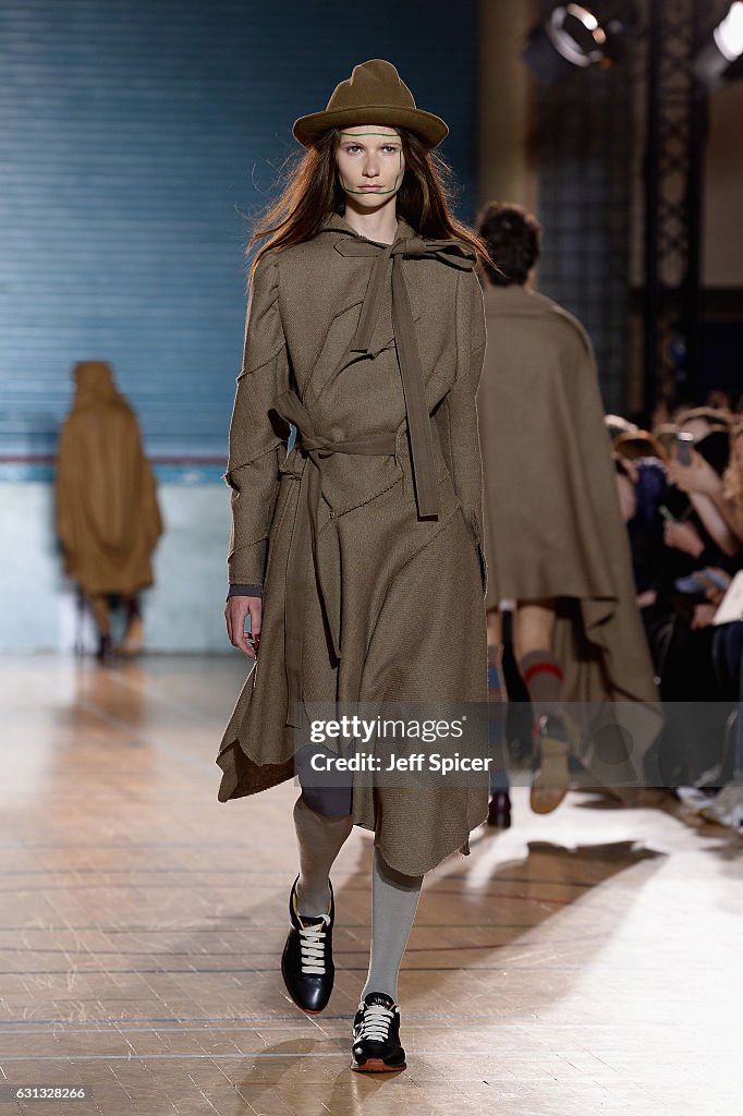 Vivienne Westwood - Runway - LFW Men's January 2017