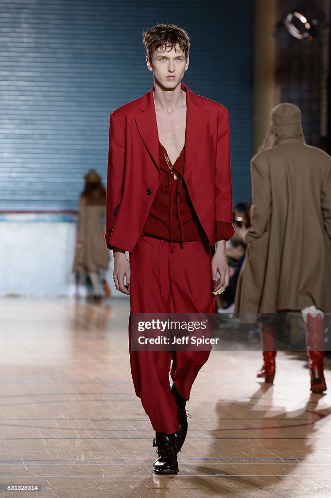 Vivienne Westwood - Runway - LFW Men's January 2017