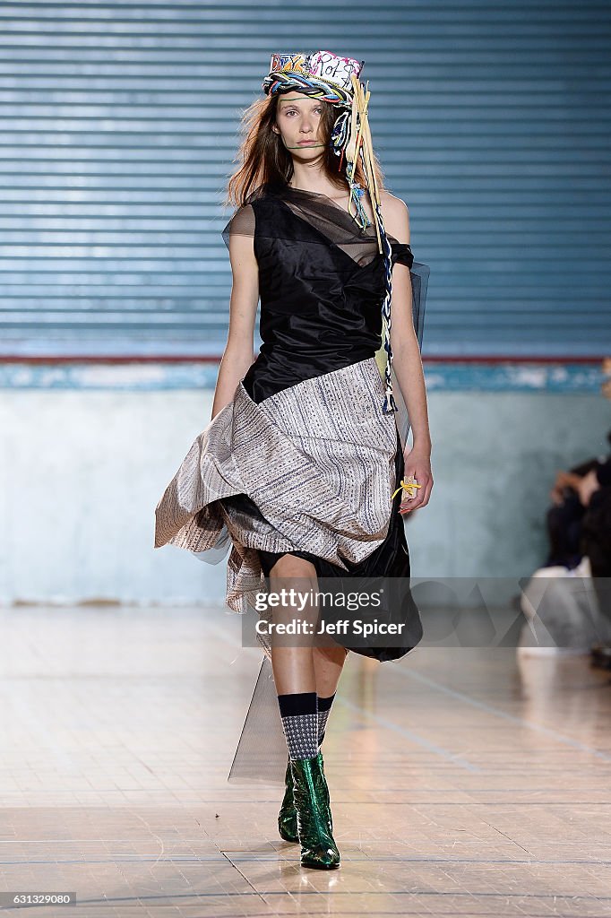 Vivienne Westwood - Runway - LFW Men's January 2017