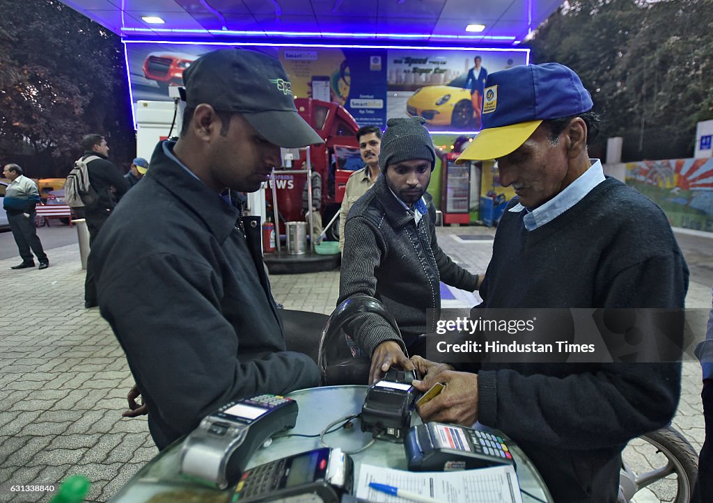Petrol Pumps Accepting Debit And Credit Card Payments