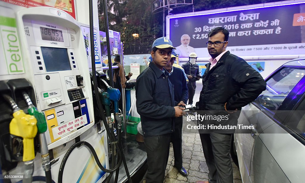 Petrol Pumps Accepting Debit And Credit Card Payments