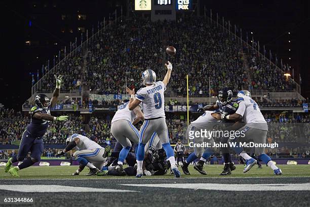 Playoffs: Rear view of Detroit Lions QB Matthew Stafford in action, passing vs Seattle Seahawks at CenturyLink Field. Seattle, WA 1/7/2017 CREDIT:...