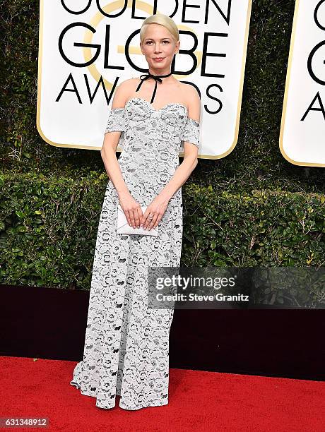 Michelle Williams arrives at the 74th Annual Golden Globe Awards at The Beverly Hilton Hotel on January 8, 2017 in Beverly Hills, California.