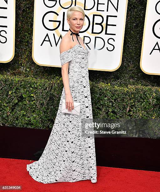 Michelle Williams arrives at the 74th Annual Golden Globe Awards at The Beverly Hilton Hotel on January 8, 2017 in Beverly Hills, California.