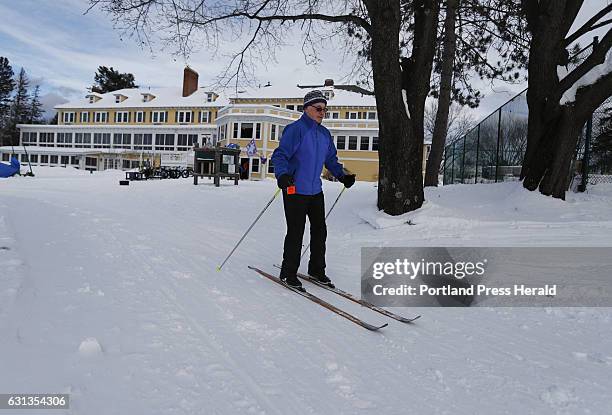 Jim Bell heads out on the trails at the Bethel Village Ski Center Friday, Dec. 30, 2016 in Bethel, Maine.