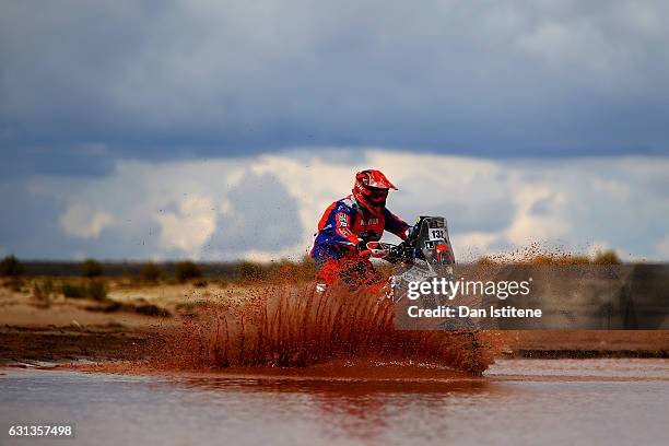 Joey Evans of South Africa and KTM BAS Dakar rides a 450 Rally KTM bike in the Classe 2.1 : Super Production during stage seven of the 2017 Dakar...