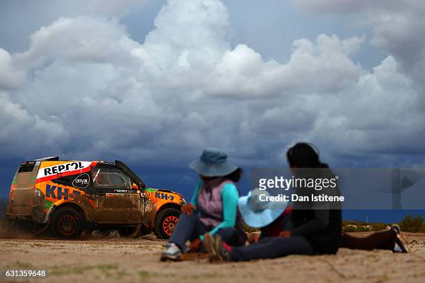 Isidre Esteve of Spain and Mitsubishi DKR Raid drives with co-driver Txema Villalobos of Spain in the Proto ARC Mitsubishi car in the Classe : T1.S...