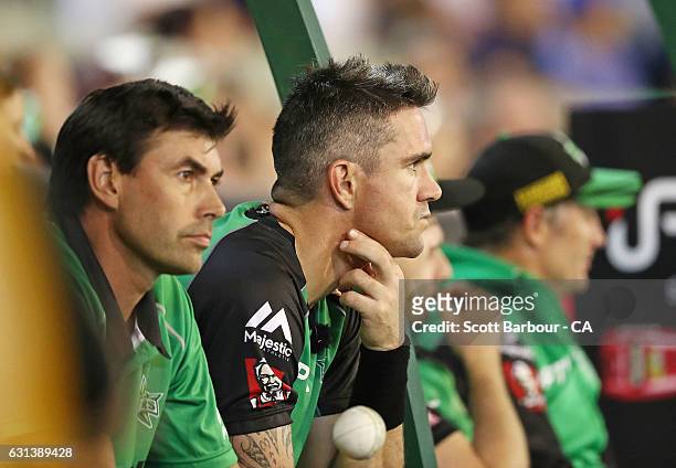 Stars Head Coach Stephen Fleming and Kevin Pietersen of the Stars look on during the Big Bash League match between the Melbourne Stars and the...