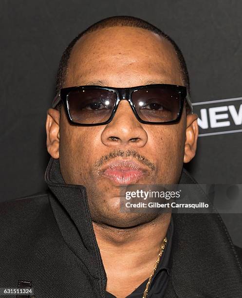 Devoe Singer 30 Amc Broadstreet Stock Photos, High-Res Pictures, and Images - Getty ...