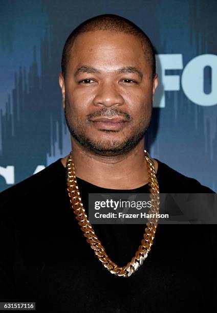 Xzibit Rapper Chain 19,193 Big Gold Chain Stock Photos, High-Res Pictures, and Images ...